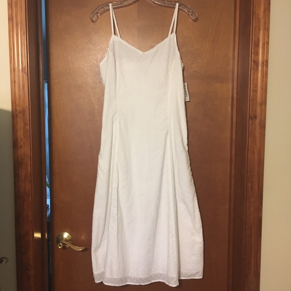 Old Navy Dresses & Skirts - Adorable sundress, NWT.